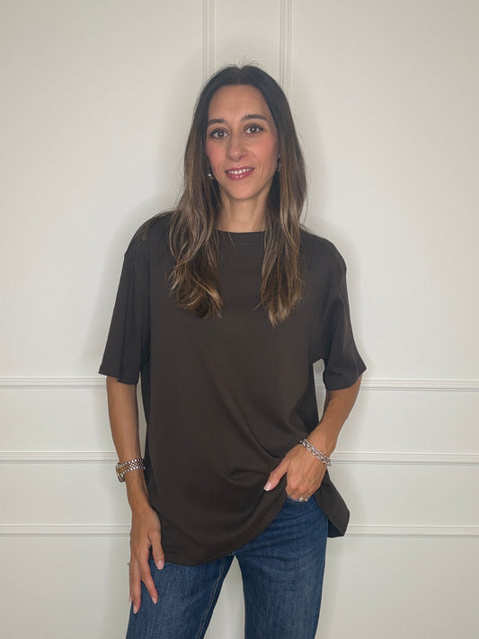 T-shirt over manica corta