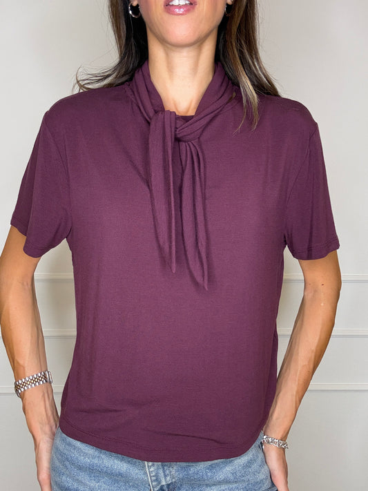 Maglia con foulard