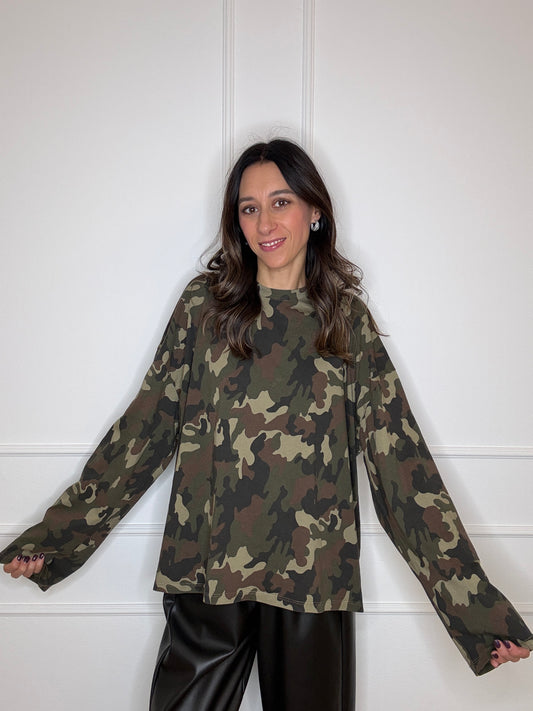 T-shirt over camouflage