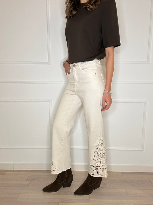 Jeans cropped ricamo