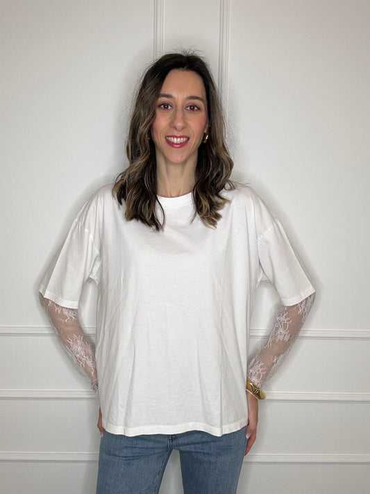 T-shirt manica pizzo