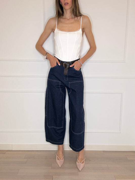 Jeans worker Susy Mix