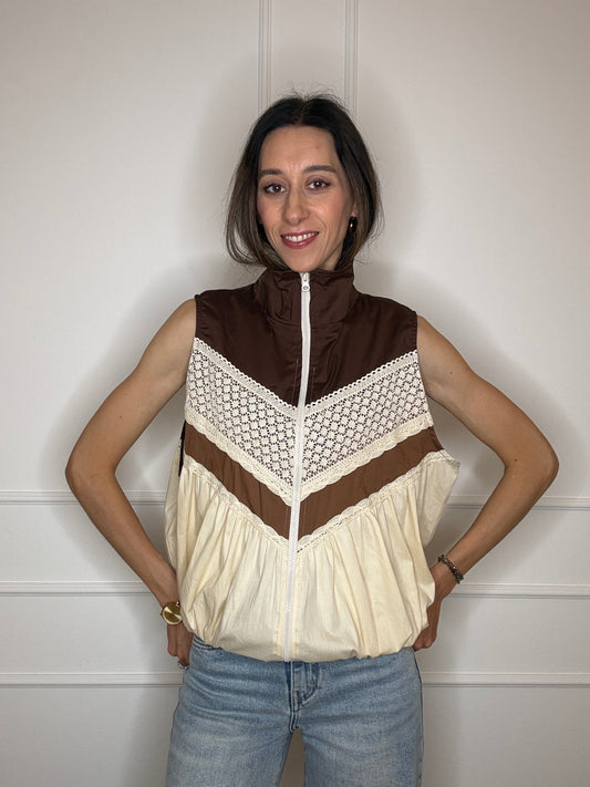 Gilet bicolor macramè