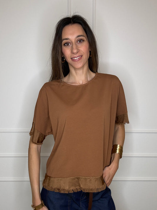 T-shirt frangette bottoncini