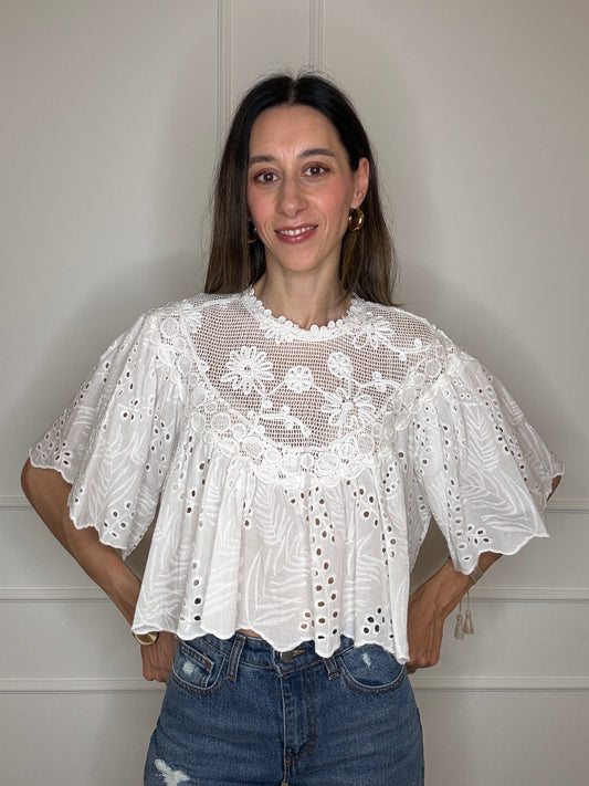 Blusa sangallo macramè